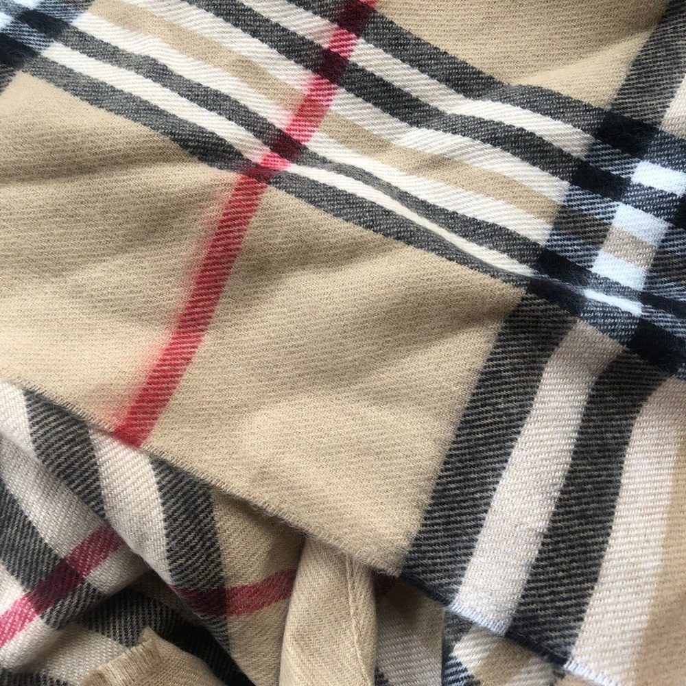 Long plaid scarf/shawl - Picture 8 of 8